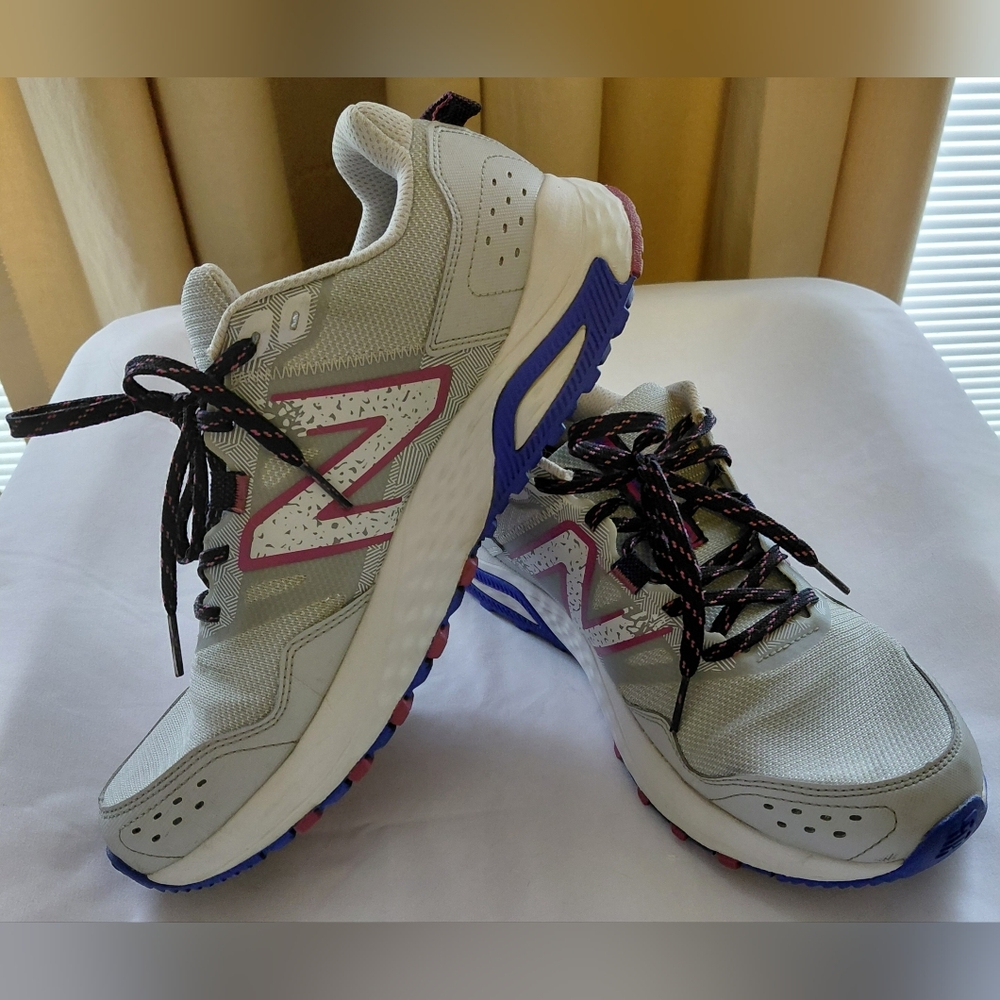 New Balance T410 Trail Running Athletic Shoes in Gray Blue SZ W/11W- M/9.5